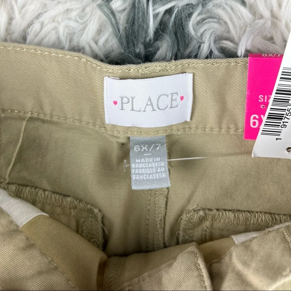 NWT The Children's Place Girls Bermuda Shorts Size 6x/7 Stretch Beige
